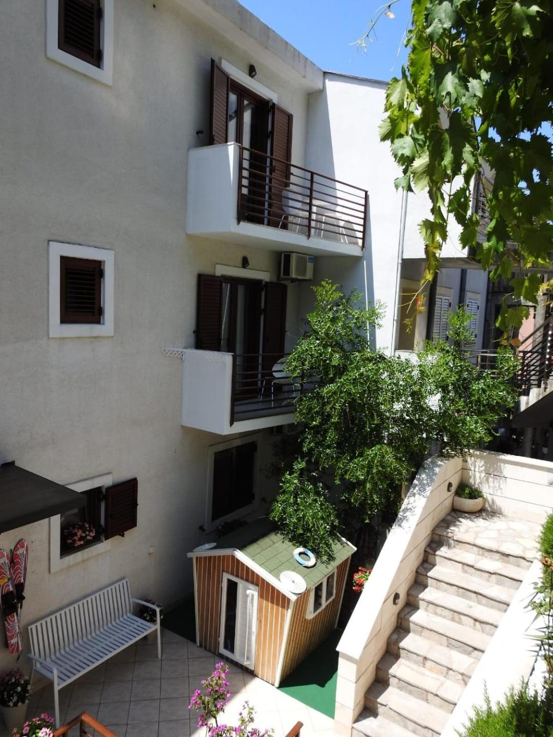 Apartments Ardura Petrovac ภายนอก รูปภาพ
