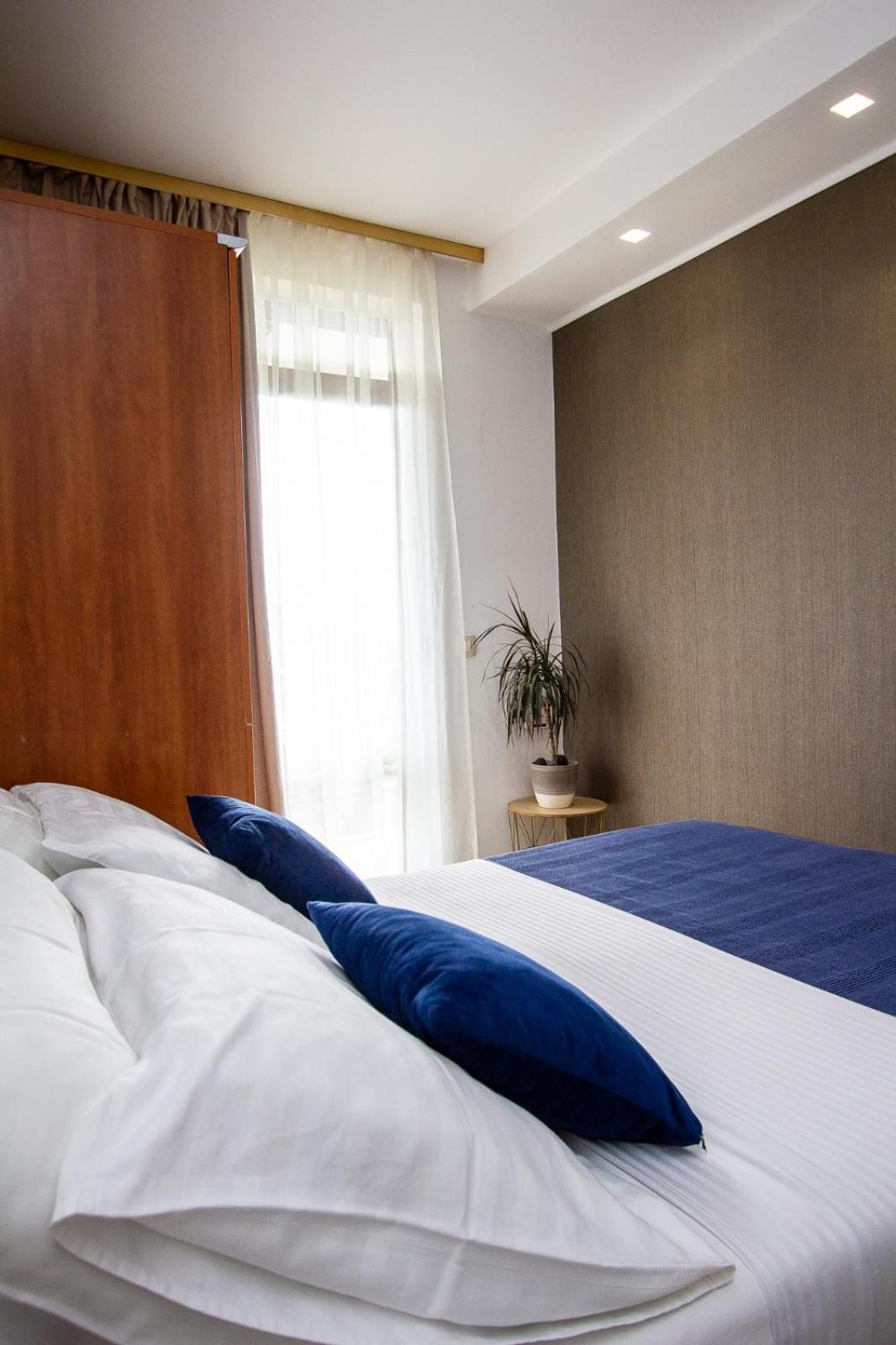 Apartments Ardura Petrovac ภายนอก รูปภาพ