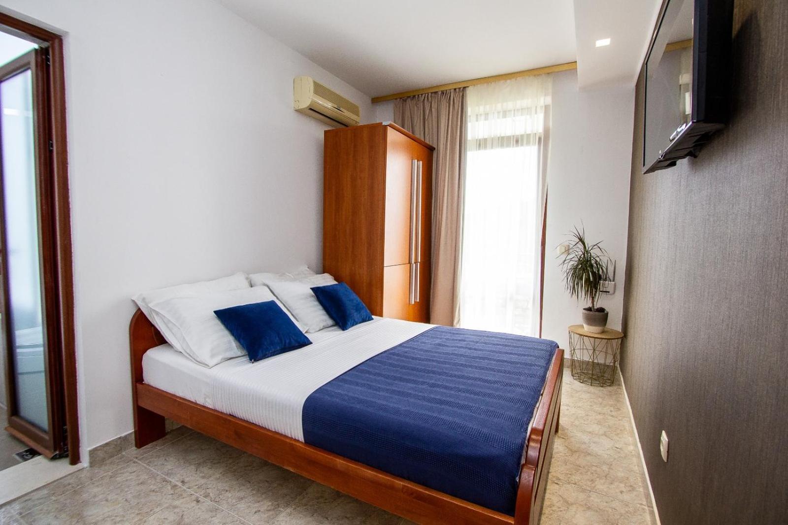 Apartments Ardura Petrovac ภายนอก รูปภาพ
