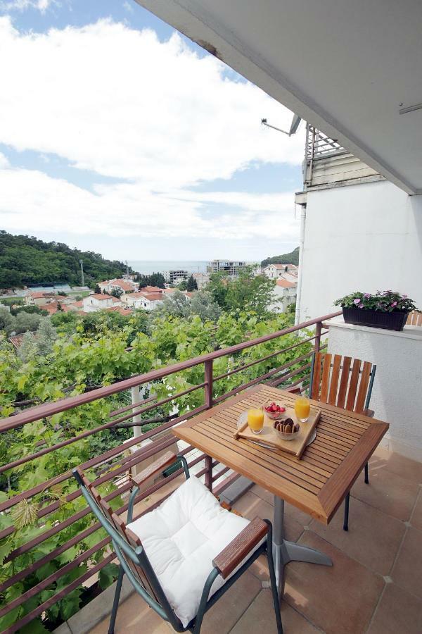 Apartments Ardura Petrovac ภายนอก รูปภาพ