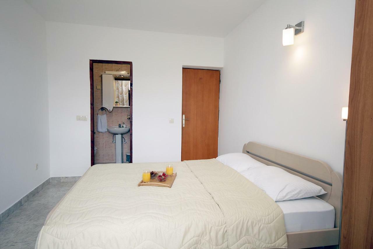 Apartments Ardura Petrovac ภายนอก รูปภาพ