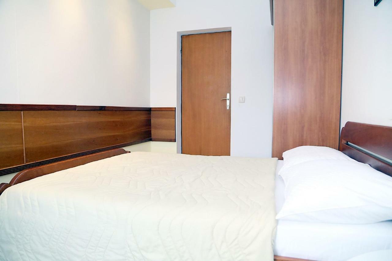 Apartments Ardura Petrovac ภายนอก รูปภาพ